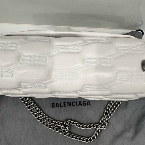 Balenciaga White Quilted Chain Bag🔥 - Picture 12 of 14